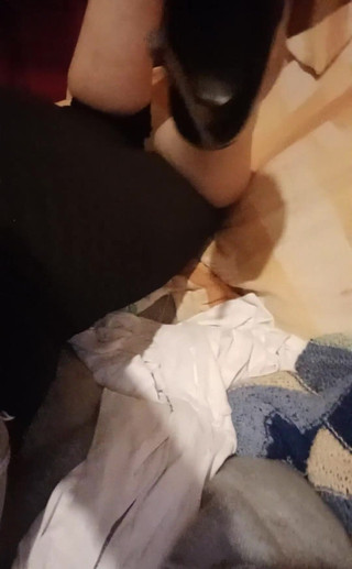 Dominatrix Redsonyja: Ces talons ne sont là que pour vous de les...