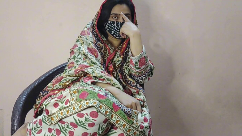 Faryal: Бари Baji Ne Di Chote Бхай Apni Chut - ясный разговор хинди