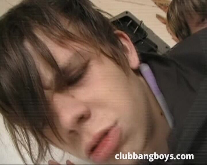 Club Bang Boys: Futaiul nostru nebun a continuat