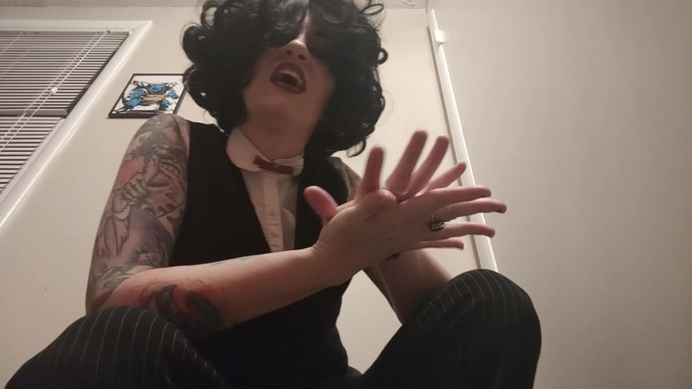 Geeky Femdom: Legion -lenny shadow queen- la gigantessa