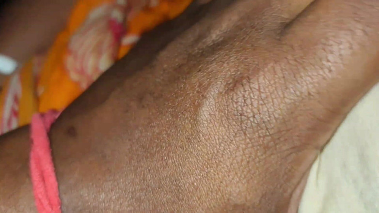 Dogrupali69: Zezadu Moje Bhabhi a já si nové video užívají