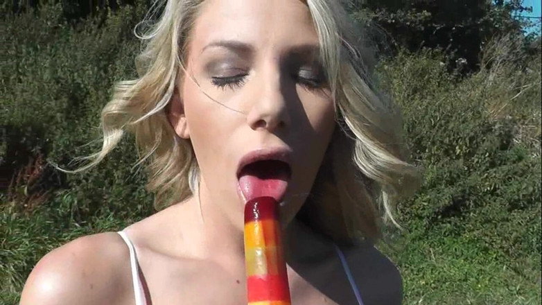 DanielleMaye: Lollypop