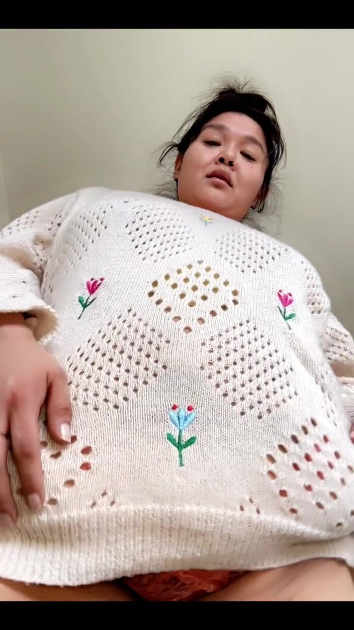 DeesDeepThroat: Hole Some क्लिप