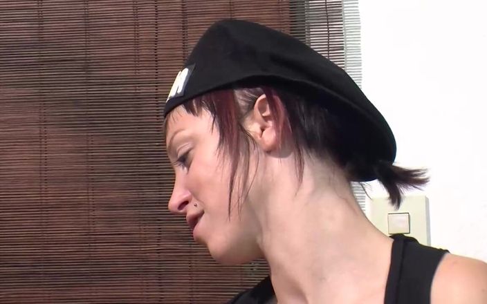 German Porn: 面具恋物癖性爱