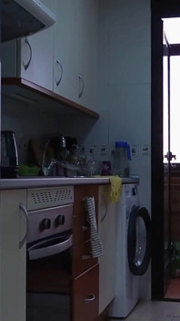 Se mig gå runt huset naken på paraden jag visar dig