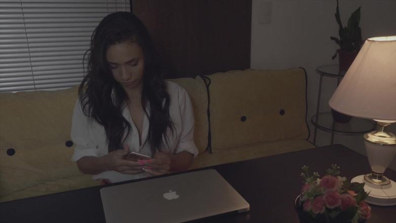 Plenna Filmes: Seductive Detective Meets Handcuffed Inmate and Surrenders to Forbidden Passion