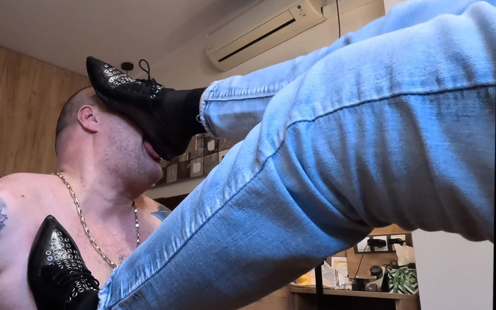 Mistressyammyboots: Dominação de sapatos