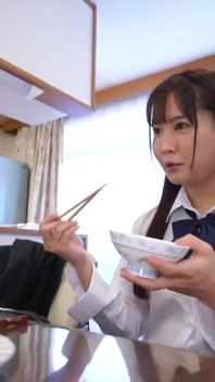Menina séria Narumi com uma presença suave e silenciosamente sedutora - capítulo3