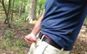 Tjenner: Encore une branlette dans la forêt