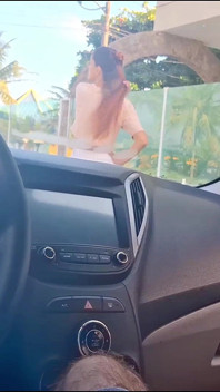 Riskli ateşli bir kadına yarağımı gösterdim, ama hoşuna gitti!