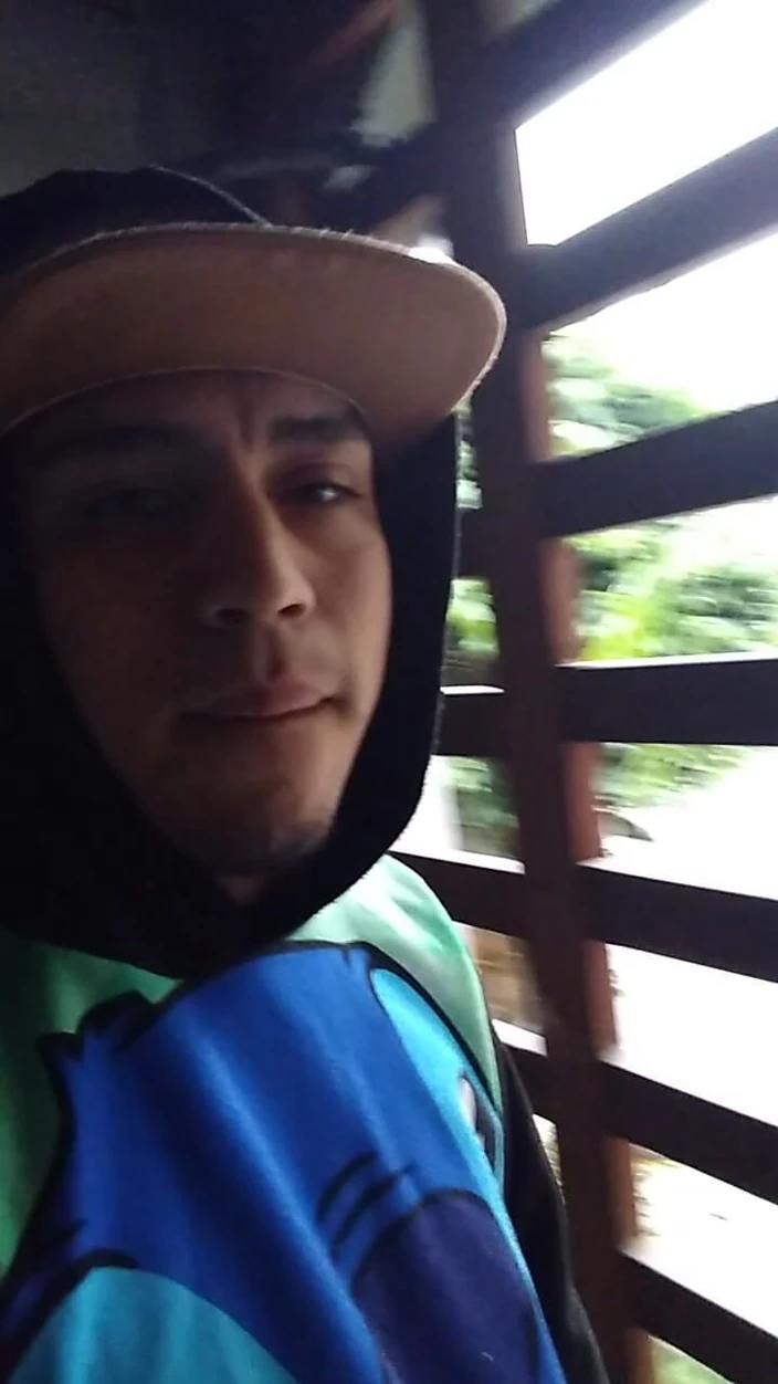 AlexAlejandro13: It Was a Pleasant Morning