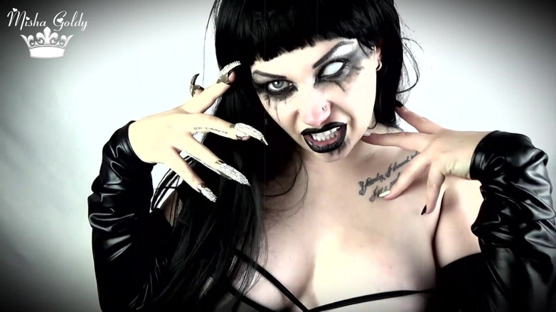 Goddess Misha Goldy: Succubus membuatkan awak melakukan ini! JOI CEI