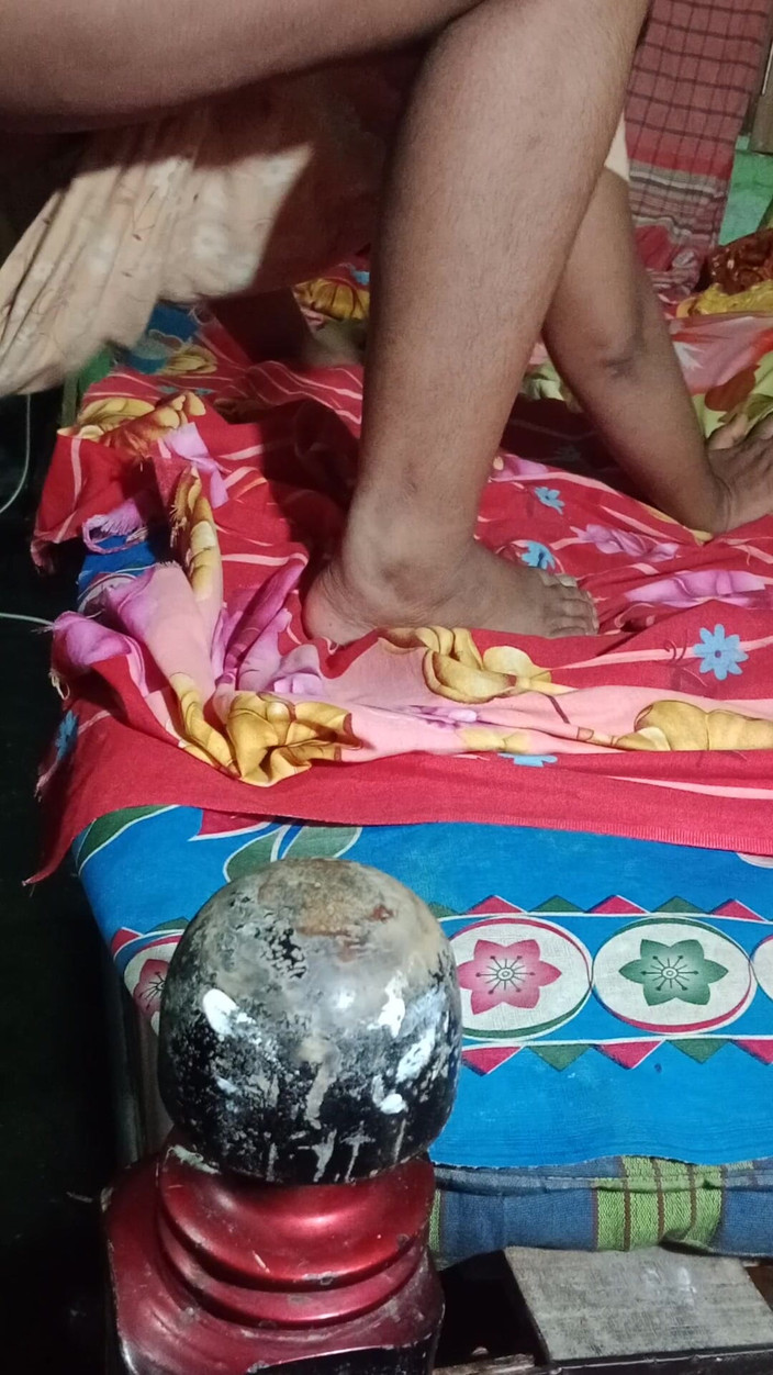 Desimombd: Bangladeshisk man och hustru knullvideo i byhus