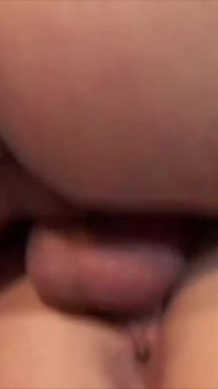Levrette avec une grosse bite dans le cul
