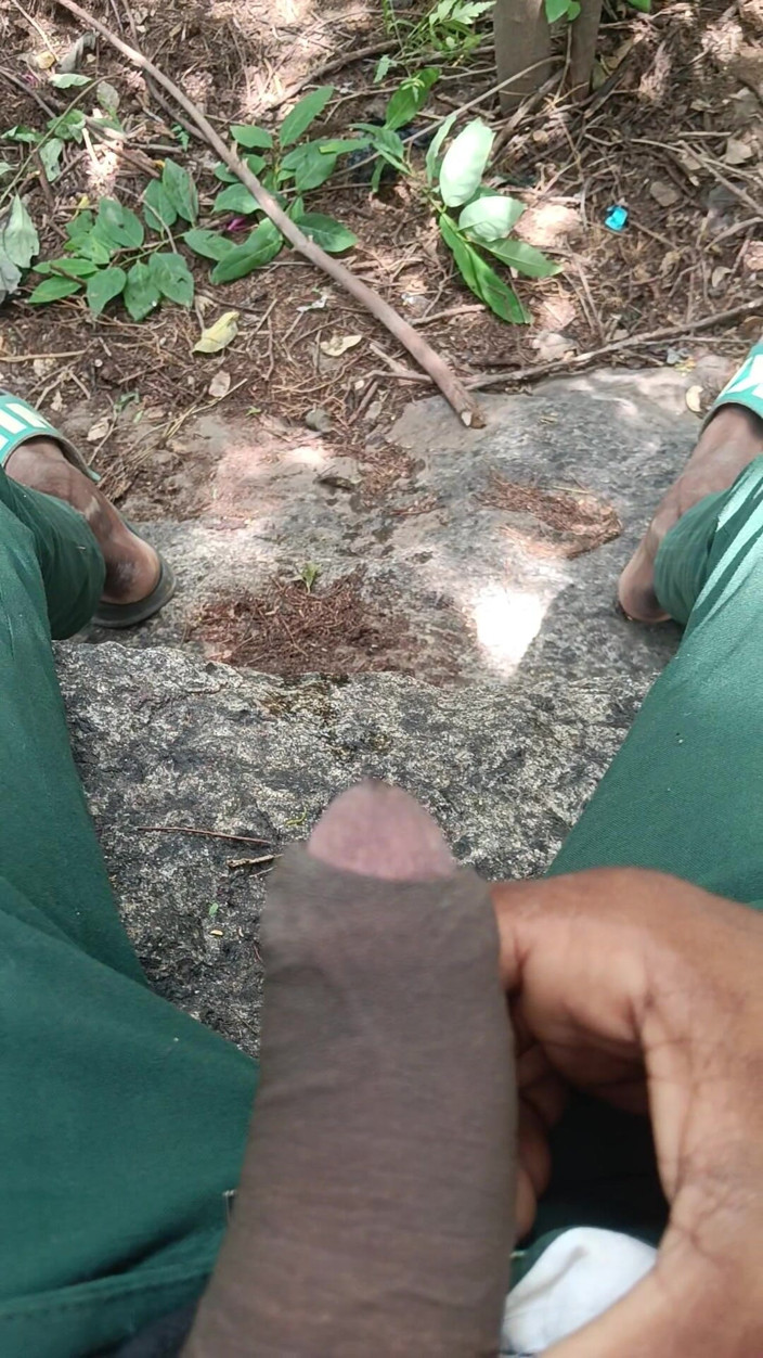 AURA THINGS: Hot Piss Cuming Fast Big Balck Cock Hot