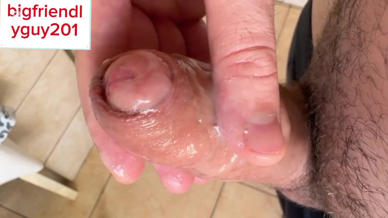 Bigbadfriendlyguy: Un papa gay sexy te parle en masturbant sa bite...