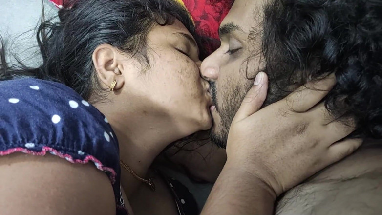 Vaigavarun45: Mallu Cheating Wife Hot Romantic Sex with Her Boyfriend While...