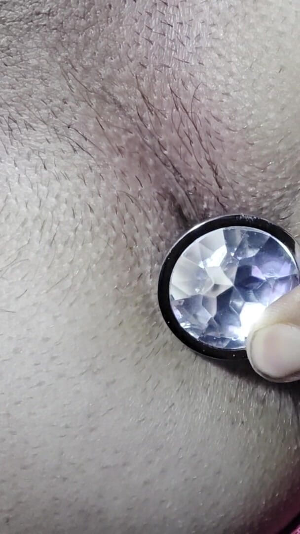 I Put a Nice Plug in My Hot Ass (Tardo87)