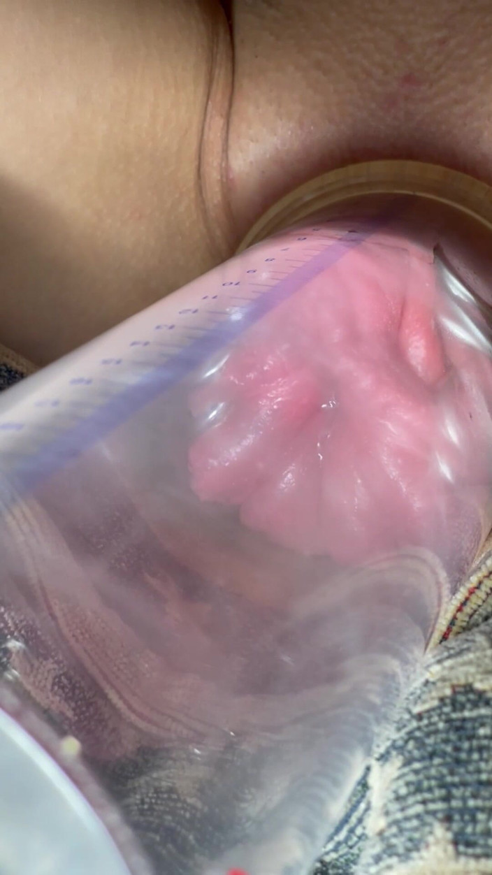 PiercedQueenOfSpades: Pumping My Pussy!