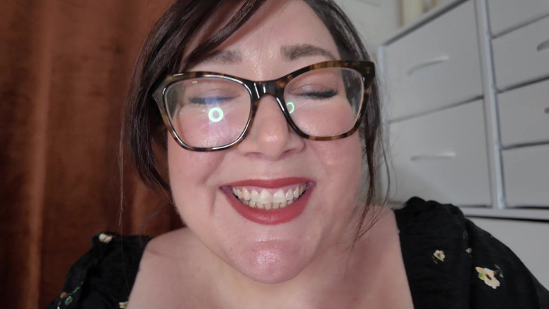 cutejayne: Tiny Man Devoured by His Giantess Girlfriend Mouth Close-up