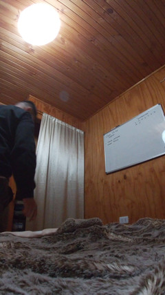 Hardnoisex: Da solo nella mia stanza: cambio la mia biancheria intima...