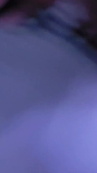 Pospěš si, než se nevlastní otec vrátí domů!
