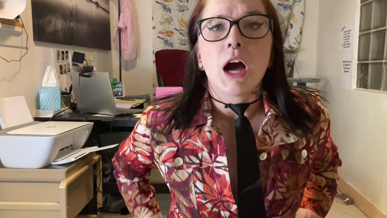 Missellie8: Curva bimbo de birou
