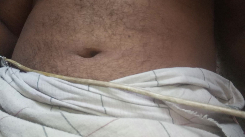 Sweet Indian cock: Индийский паренек-гей с сосутными сиськами