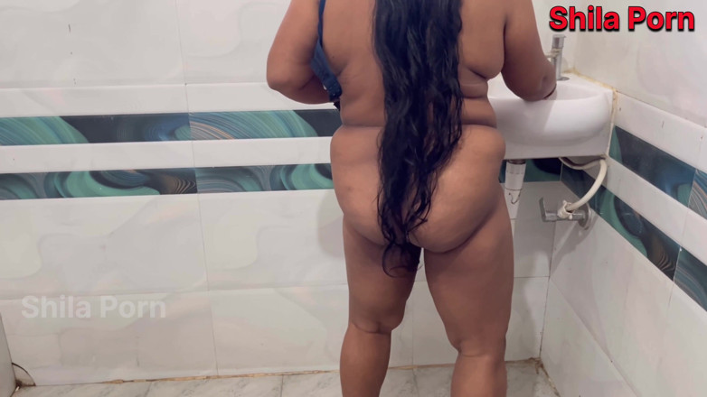 Shila Porn: 자지를 빨고 따먹히는 거유 밀프