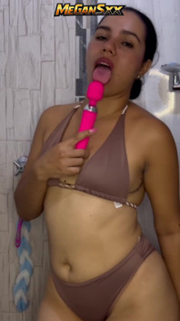 Ga je met me mee om te baden?