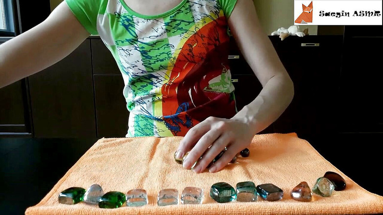 Saegin: 1[ASMR] Billes et galets de verre (pas de conversation)