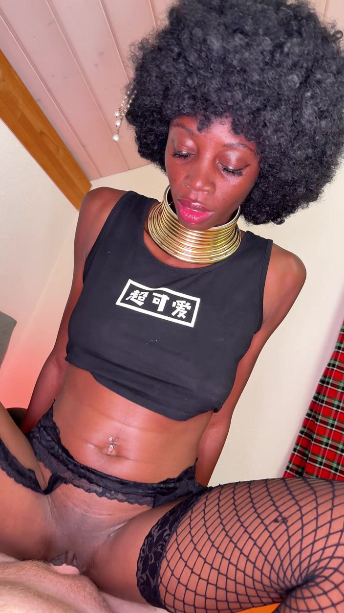 Missblackreey: Minyon zenci ayna tanrıçası dölleniyor