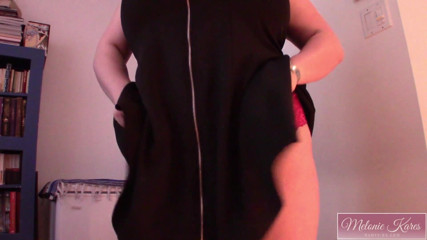 Melonie Kares: vishaal stanon vaali zipar dres strip sho
