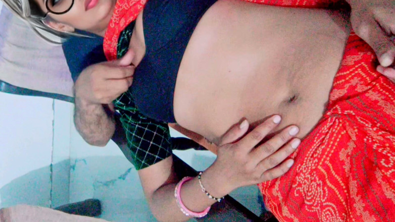 Beatricee: Showing Pussy and Milkey Boos.18 Year Old Hot Newly Married...