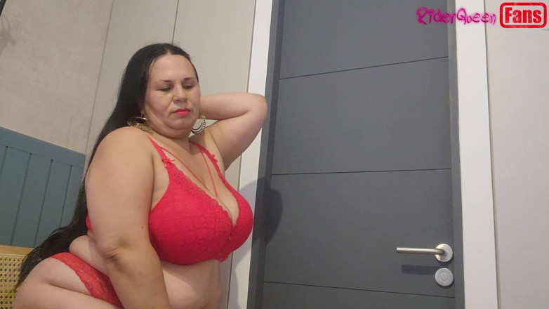 Only Riderqueen BBW Step Mom Latina Alone: Video pro fanoušky a sledující - Rq si užívám pouze se...