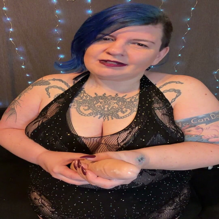 Miss quinn Cater: Instrucțiuni de masturbare cu Missquinn și pula ei mare, dar trebuie...