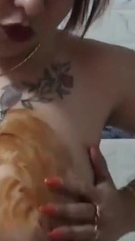 La moglie ha tradito suo marito e ha scopato con dewar
