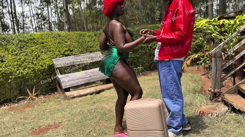 mombasapornstar: Sexo después de un largo viaje con ex esposa (video completo)