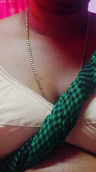 Desi Stepmom Mohini Sex with Stepbrother
