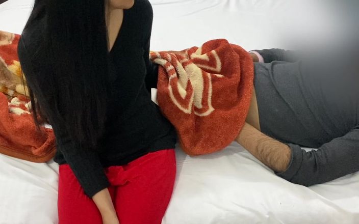 Desifilmy45: Caliente mucama consigue apretado coño follado por el dueño de...