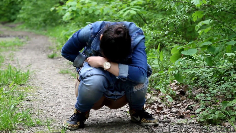Love 2 Piss: Yaprakla silme