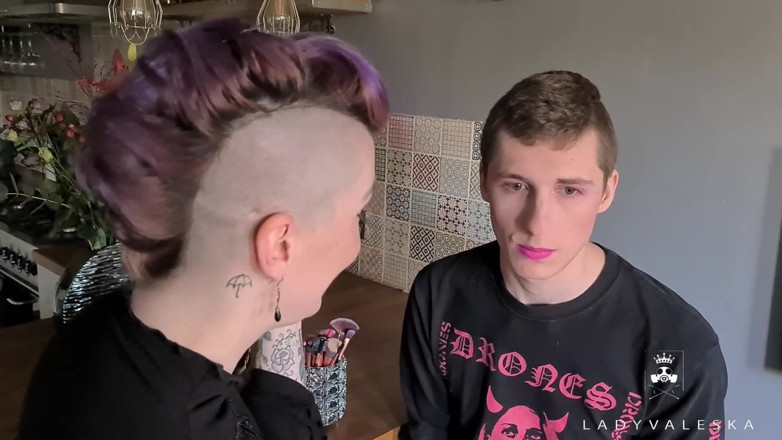 Lady Valeska: Přítel přítelkyně Pt. 1 make over