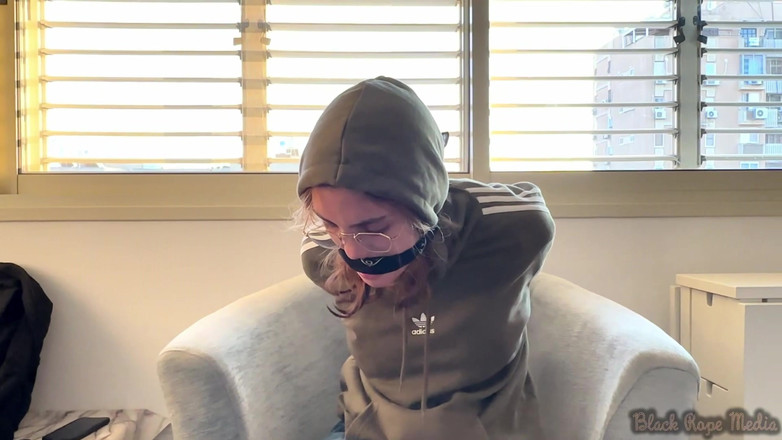 Miriam Slave: Miriam은 입에 사정해