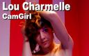 Edge Interactive Publishing: Lou Charmelle se desnuda en rosa masturbarse