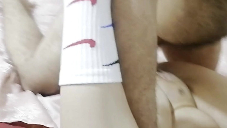 Salma Arab: Vrouw deelt Arabische Hijab en Italiaanse vrouwen