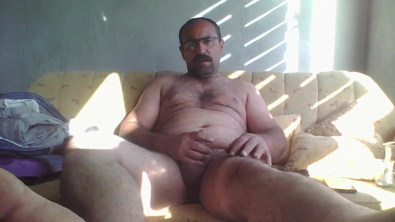 CenkAy: Döl lekeli ayakları yala