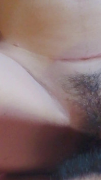 Stiefbruder fickt mich und überflutet meine kleine muschi mit sperma