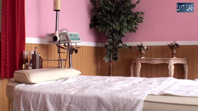 Lust lab: Lawatan Spa Petang - Sesi Curious yang meninggalkan dia benar-benar flustered -...