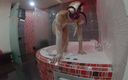 Hot Latina TV: Sexo en un jacuzzi con una morena colombiana