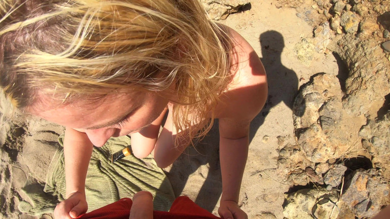 Erin Electra: Macocha na wakacjach uwodzi pasierba na plaży (POV)